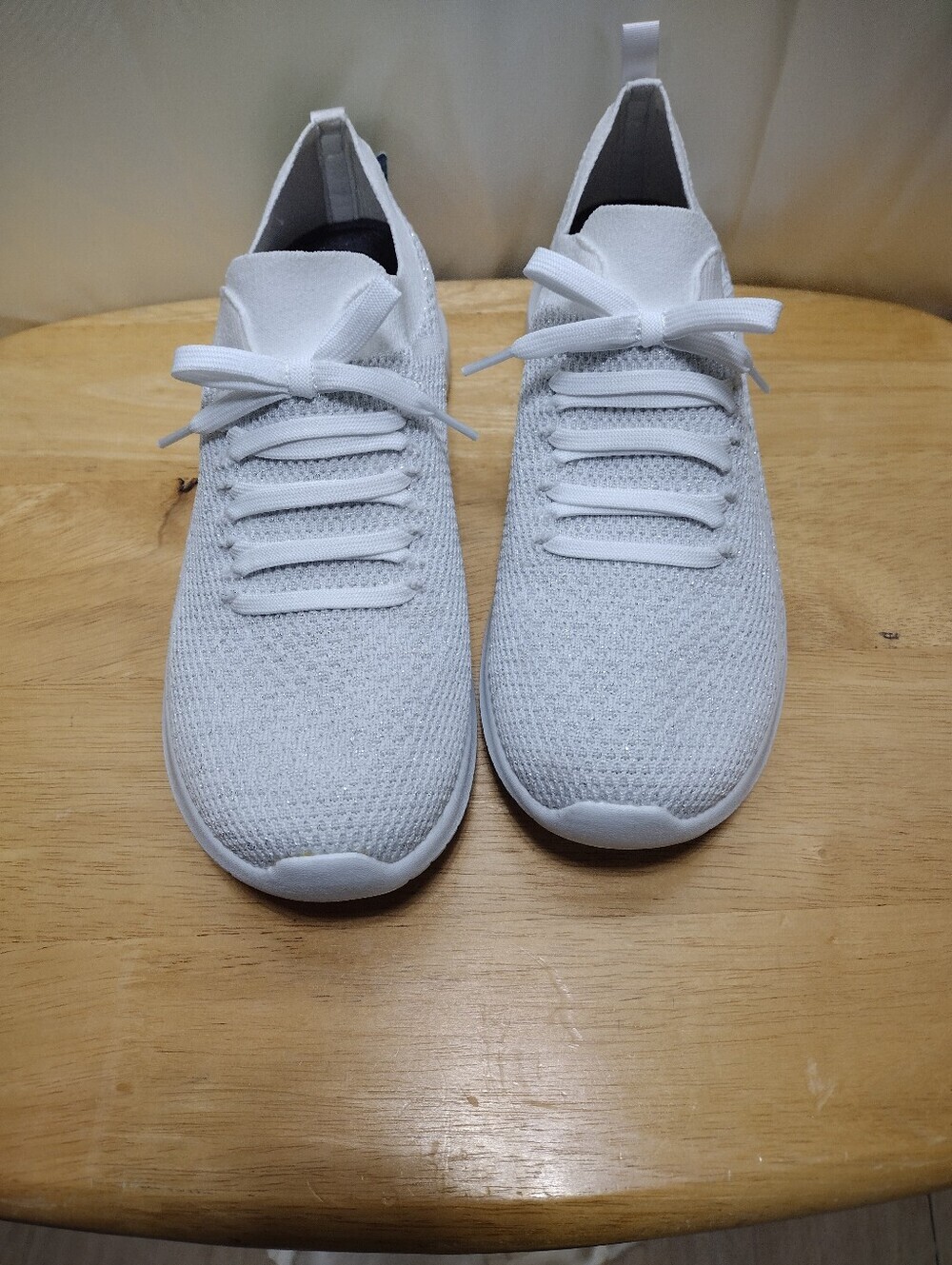 Skechers NEW Women's Ultra Flex - Salutations Shoes in White/Silver Size 10 NWOB